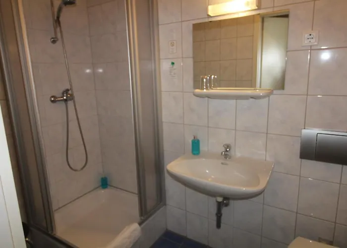 Hotel-gasthof Opel Heinersreuth